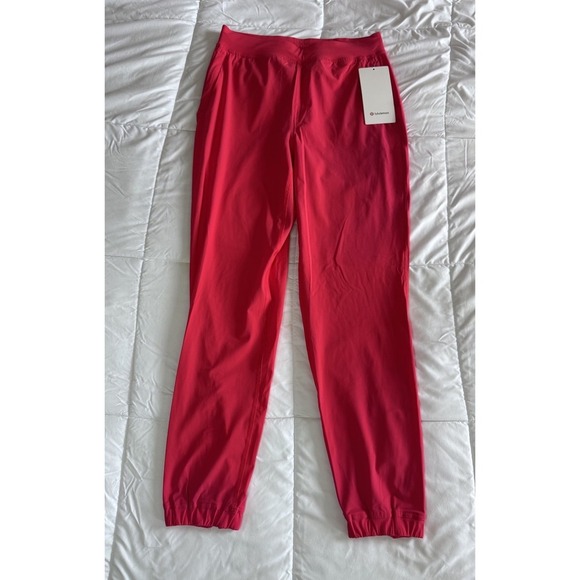 NWT Lululemon Adapted state Perforated HR Jogger, RDGL, Size 6 Red MSRP $128 - Picture 1 of 15